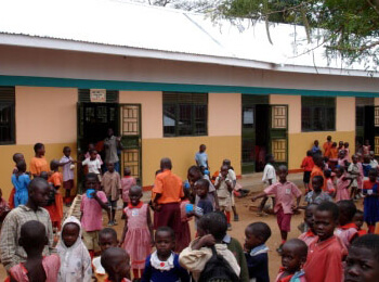 Volunteer In Uganda #