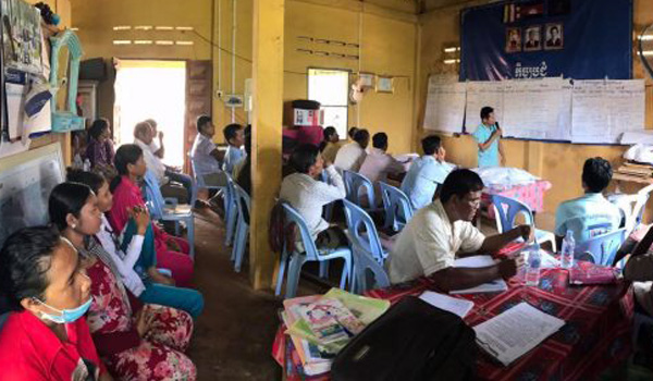 volunteering in cambodian local institutions
