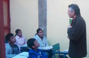 volunteers in Costa Rica Teaching