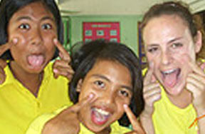 volunteers in Thailand