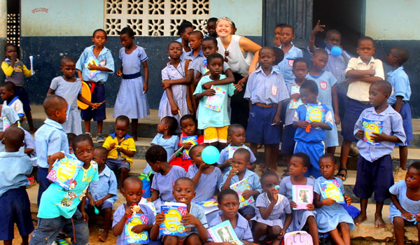volunteer in african school