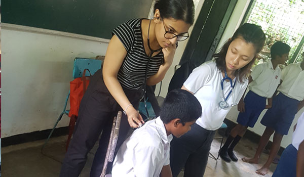 health check up of a kid in srilanka